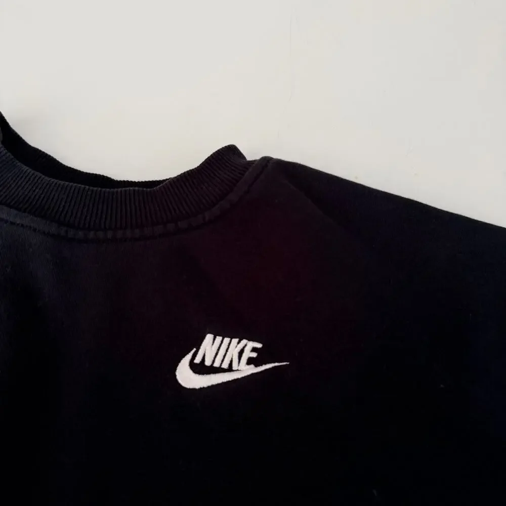 Nike Girls Youth Small Black Crewneck Sweatshirt Top